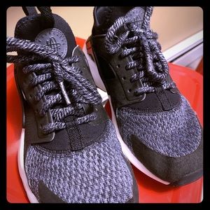 Nike Huarache Sneakers